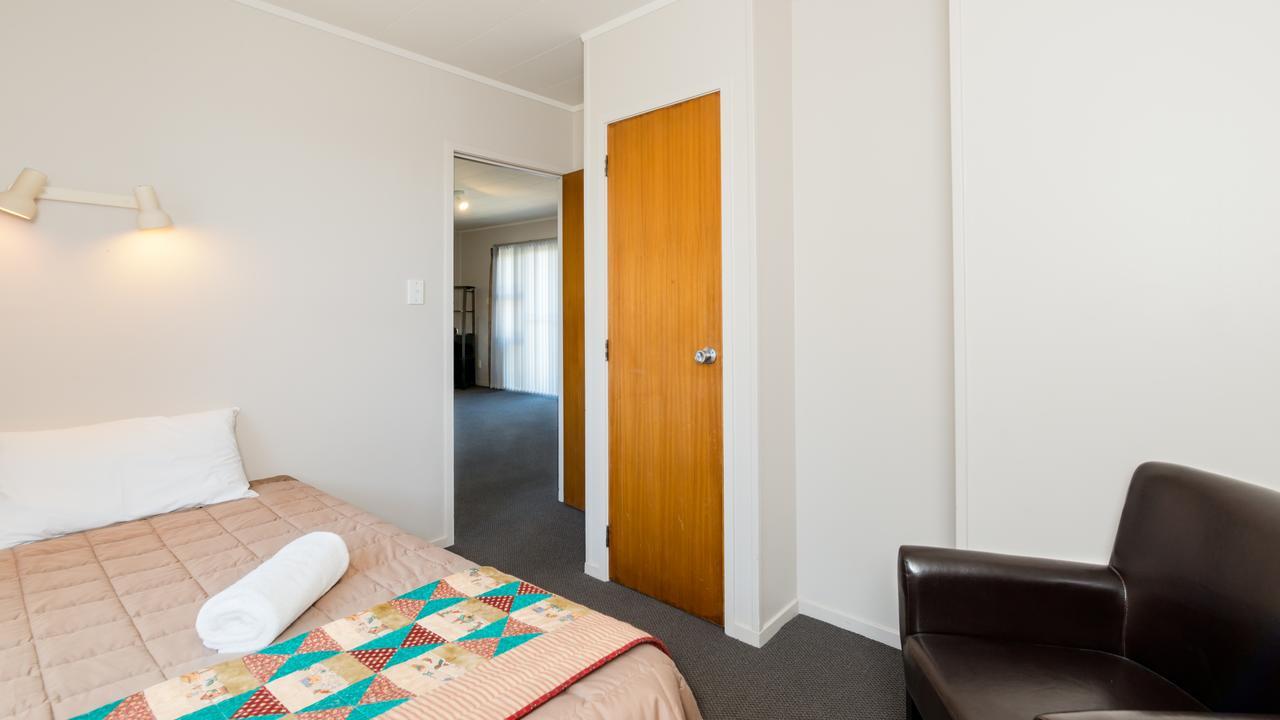 Waitangi Beach Units Luaran gambar