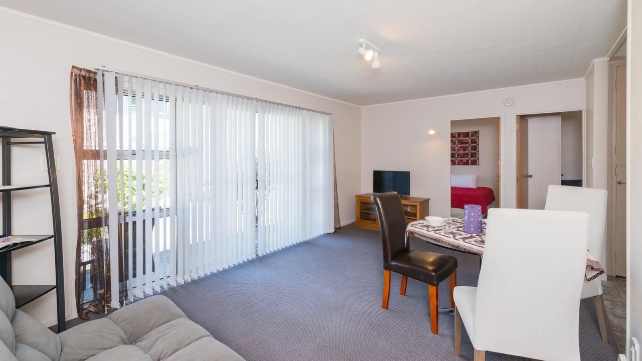 Waitangi Beach Units Luaran gambar